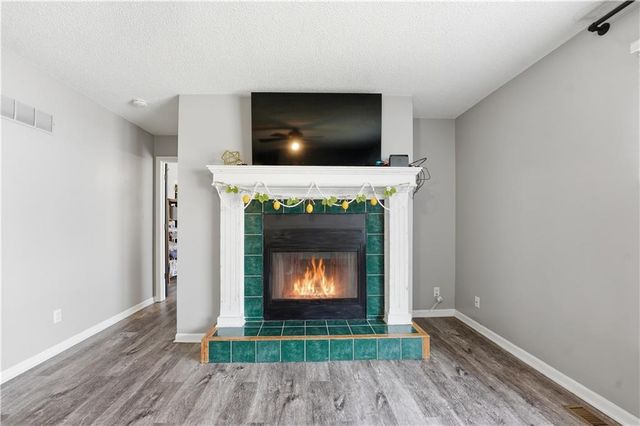 1305 Stonecrest Drive, Kearney, MO 64060