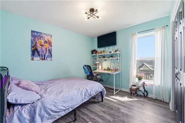 1305 Stonecrest Drive, Kearney, MO 64060