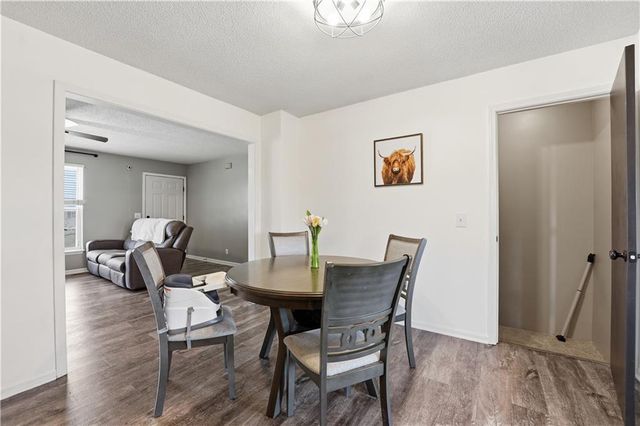 1305 Stonecrest Drive, Kearney, MO 64060