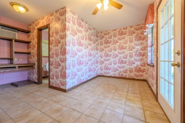 101 Bent Tree Drive, Palestine, TX 75801