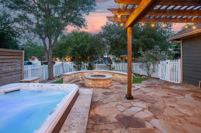 230 Skinner, Kyle, TX 78640