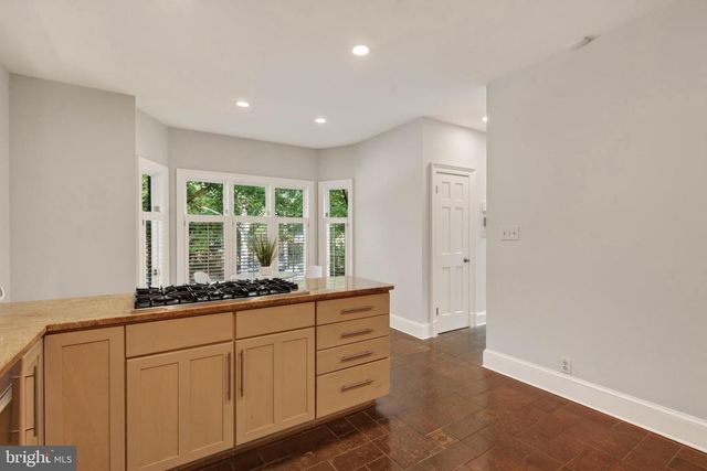 5430 CHEVY CHASE PARKWAY PKWY NW, Washington, DC 20015