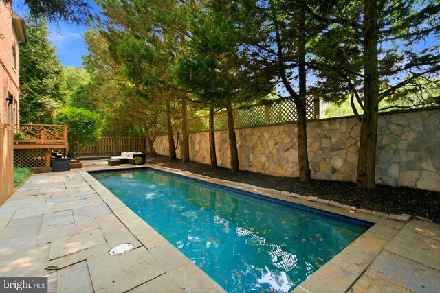 5430 CHEVY CHASE PARKWAY PKWY NW, Washington, DC 20015