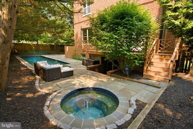 5430 CHEVY CHASE PARKWAY PKWY NW, Washington, DC 20015