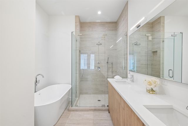 1767 Novela Way, Dallas, TX 75215