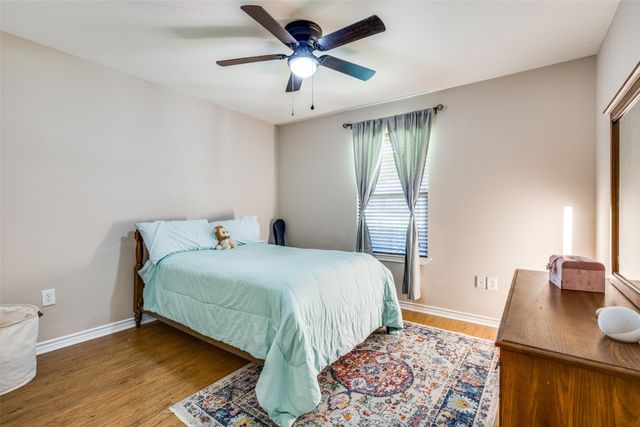 402 E Main Street, Tioga, TX 76271