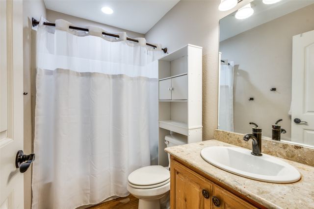 402 E Main Street, Tioga, TX 76271