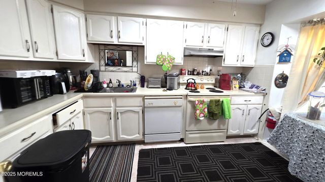 4C Ardsley Avenue 63, Whiting, NJ 08759