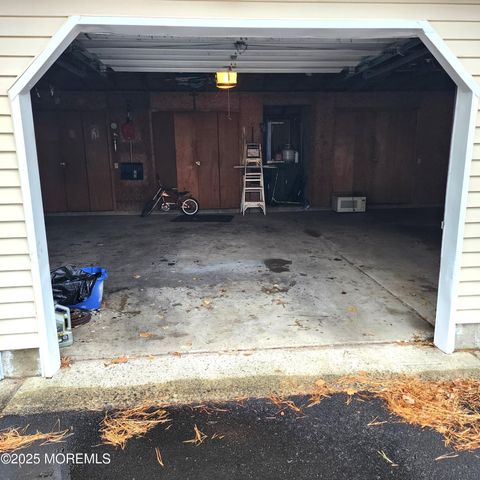 4C Ardsley Avenue 63, Whiting, NJ 08759