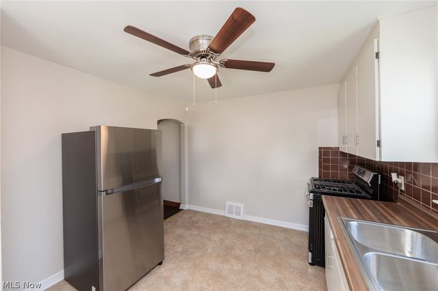 125 E 30th Street, Lorain, OH 44055