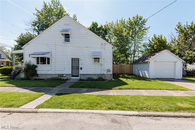 125 E 30th Street, Lorain, OH 44055