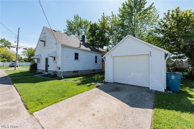 125 E 30th Street, Lorain, OH 44055