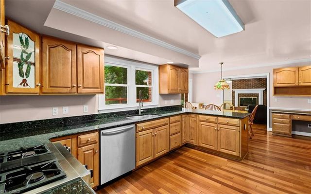 919 Woodbrook Drive, Greensboro, NC 27410