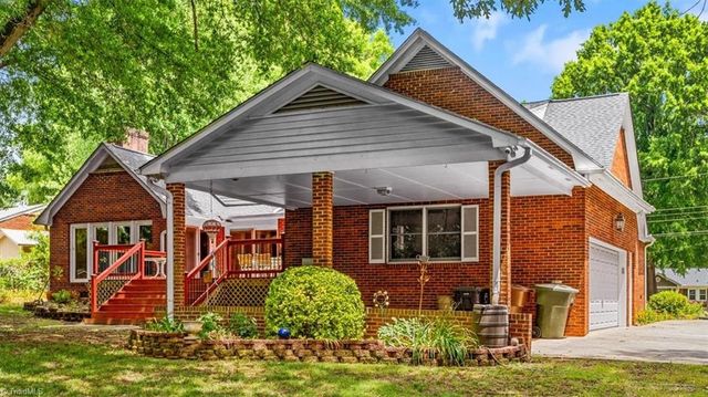 919 Woodbrook Drive, Greensboro, NC 27410