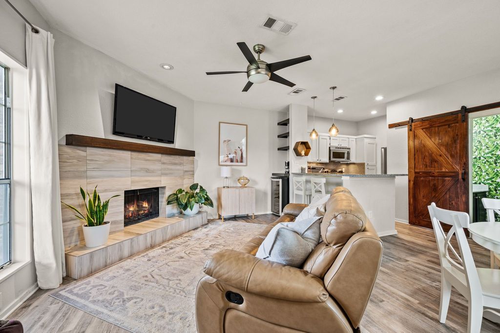 5740 Martel Avenue A13, Dallas, TX 75206