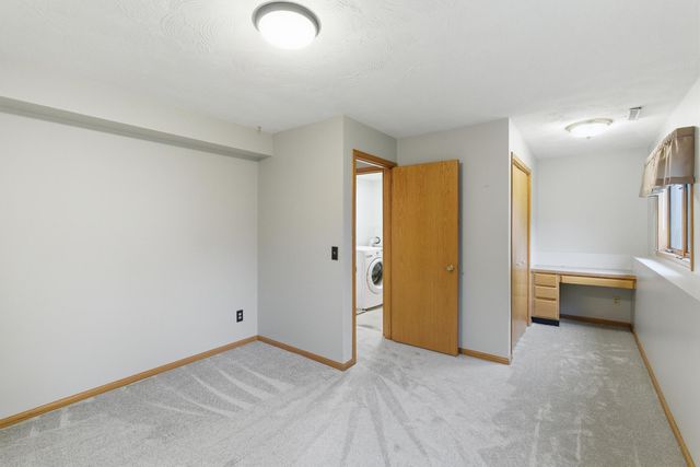 1667 Knights Drive, North Mankato, MN 56003