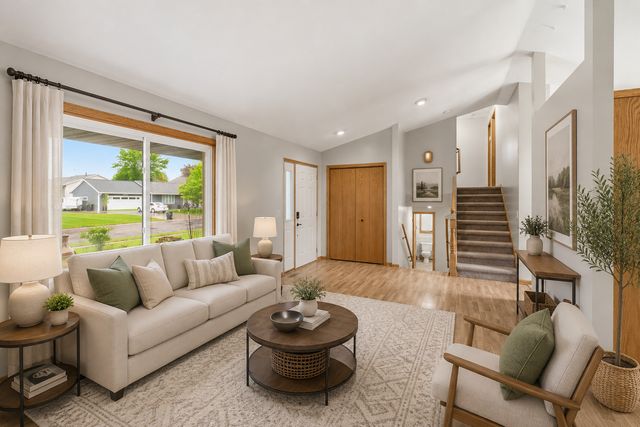 1667 Knights Drive, North Mankato, MN 56003