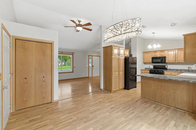 1667 Knights Drive, North Mankato, MN 56003