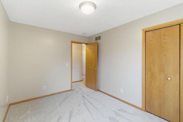 1667 Knights Drive, North Mankato, MN 56003