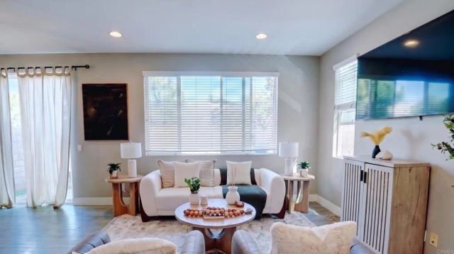 1716 San Eugenio, San Diego, CA 92154