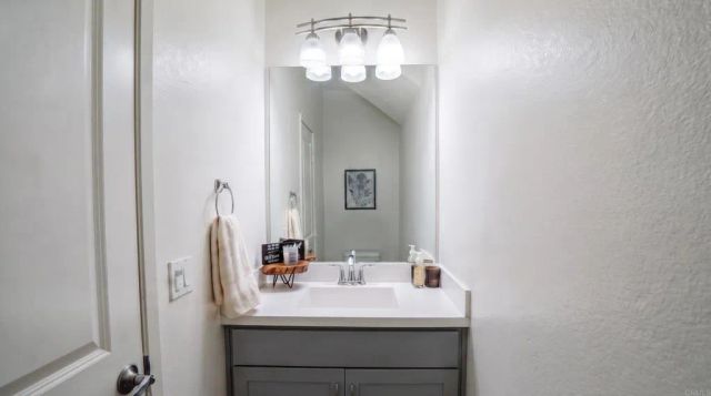 1716 San Eugenio, San Diego, CA 92154