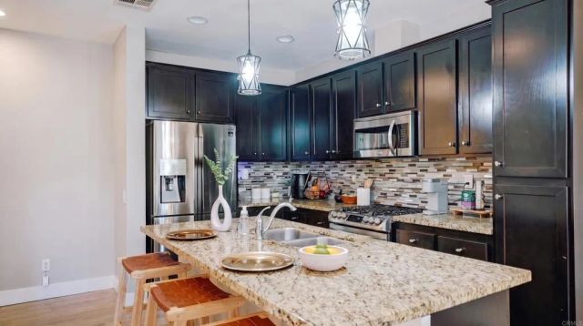 1716 San Eugenio, San Diego, CA 92154