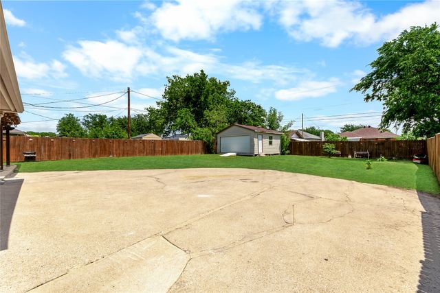 6808 Marvin Brown Street, Fort Worth, TX 76179