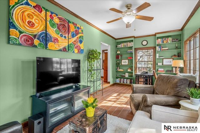 3172 Sheridan Boulevard, Lincoln, NE 68502