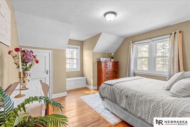 3172 Sheridan Boulevard, Lincoln, NE 68502