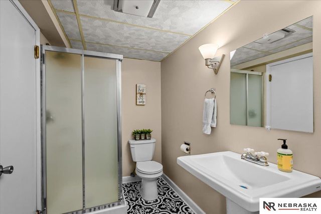 3172 Sheridan Boulevard, Lincoln, NE 68502