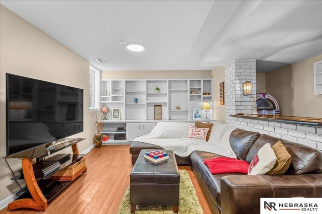 3172 Sheridan Boulevard, Lincoln, NE 68502