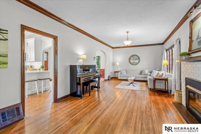 3172 Sheridan Boulevard, Lincoln, NE 68502