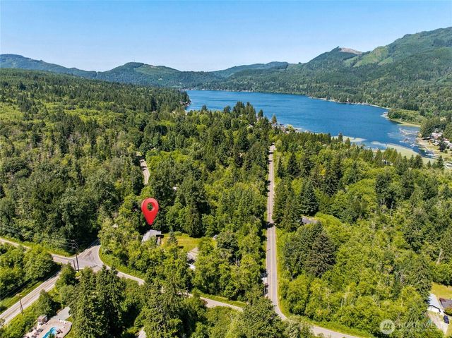 111 Shallow Shore Road, Bellingham, WA 98229