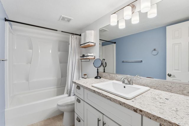 305 S Liberty Lake Rd, Liberty Lake, WA 99019