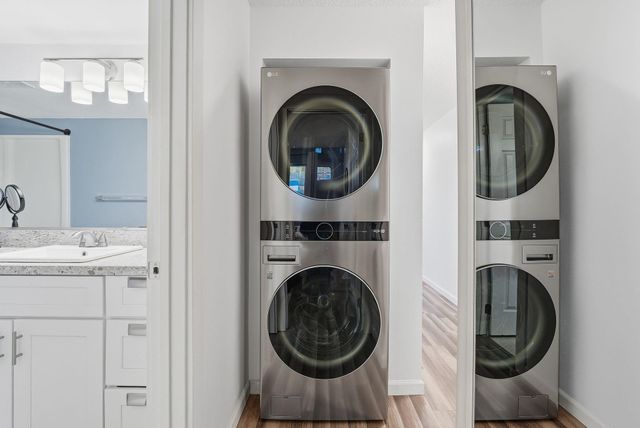 305 S Liberty Lake Rd, Liberty Lake, WA 99019