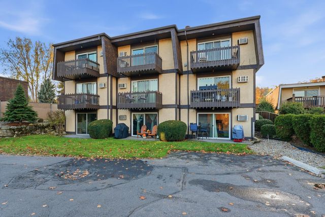 305 S Liberty Lake Rd, Liberty Lake, WA 99019