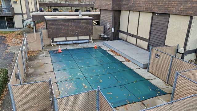 305 S Liberty Lake Rd, Liberty Lake, WA 99019