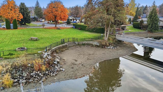 305 S Liberty Lake Rd, Liberty Lake, WA 99019