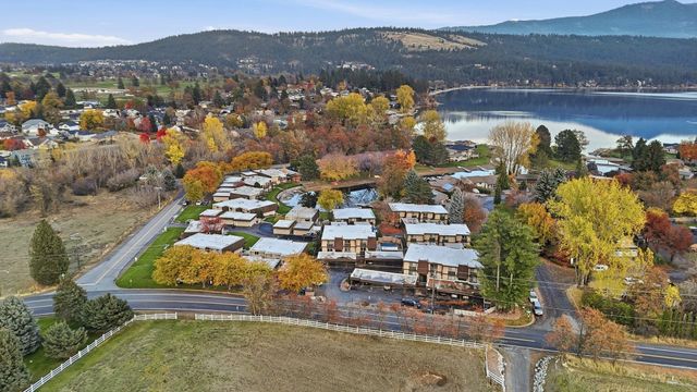 305 S Liberty Lake Rd, Liberty Lake, WA 99019