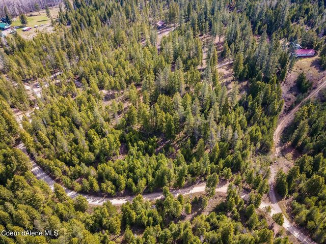 L3 Smokewood Dr, Athol, ID 83801