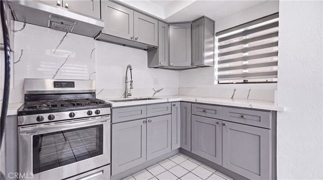 16313 Prairie 3, Lawndale, CA 90260