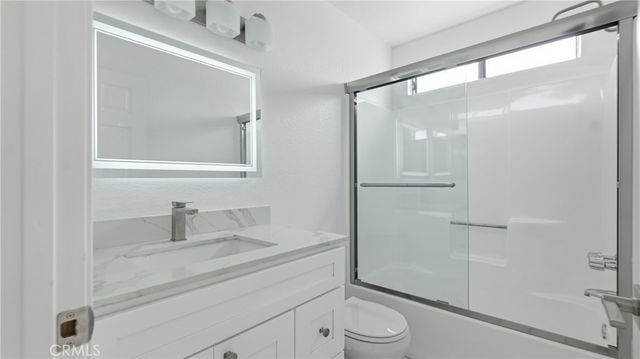 16313 Prairie 3, Lawndale, CA 90260