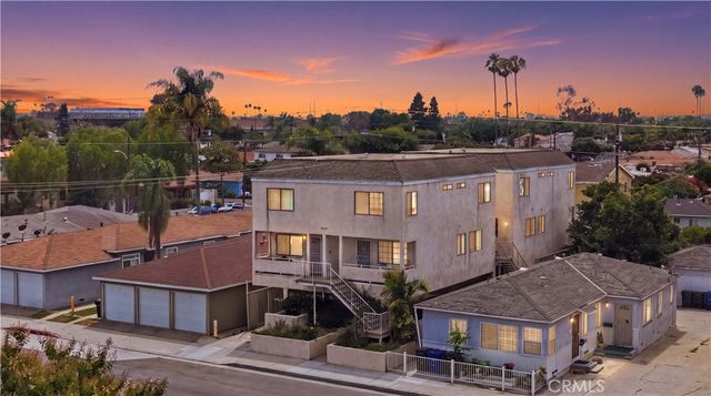 16313 Prairie 3, Lawndale, CA 90260