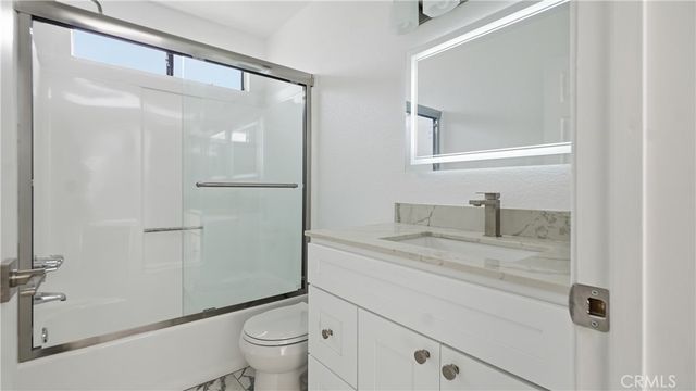 16313 Prairie 3, Lawndale, CA 90260