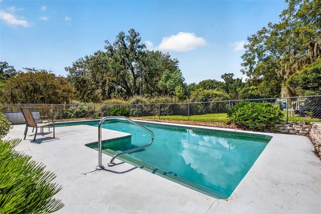 32824 LISTER ROAD, Dade City, FL 33523