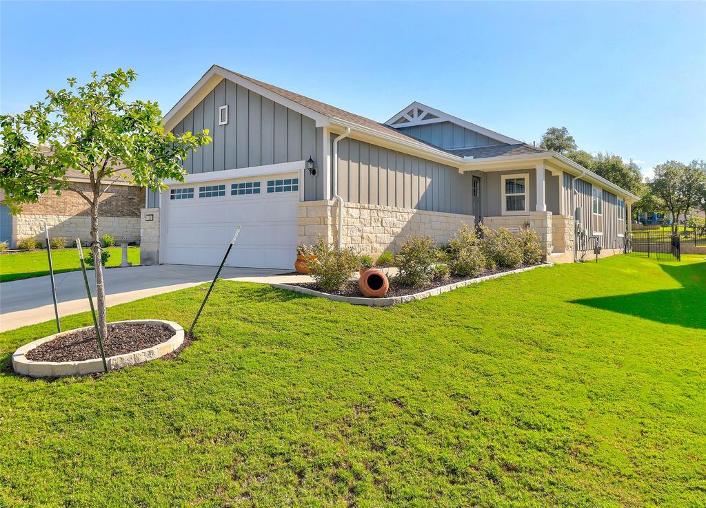 123 Bunker Hill LN, Georgetown, TX 78633