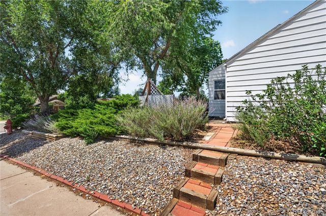 4396 S Huron Street, Englewood, CO 80110