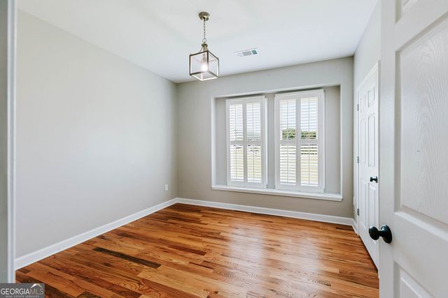 1445 N Forest Avenue, Hartwell, GA 30643