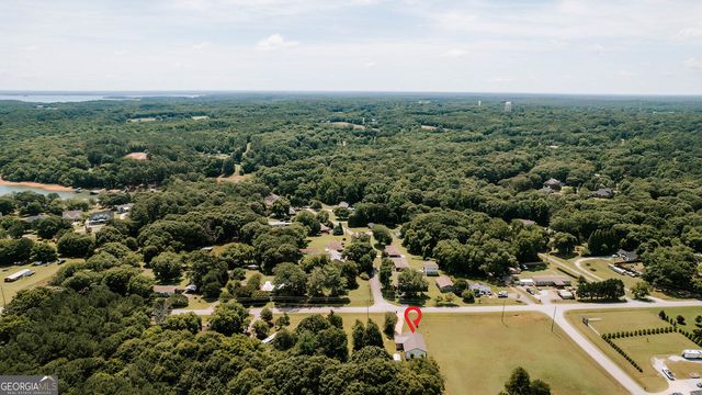 1445 N Forest Avenue, Hartwell, GA 30643