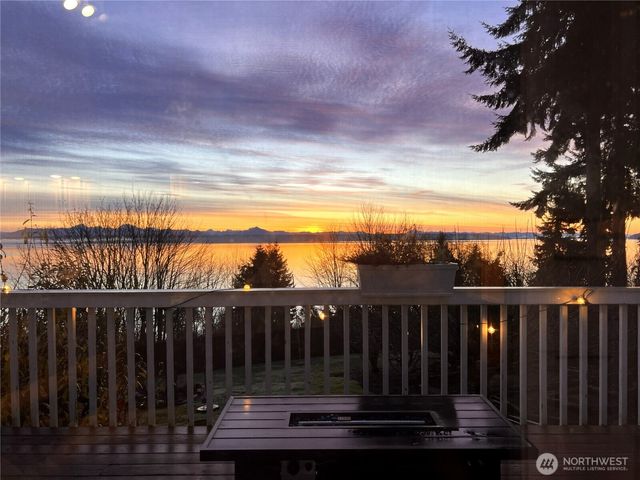 663 Vesper Way, Camano Island, WA 98282
